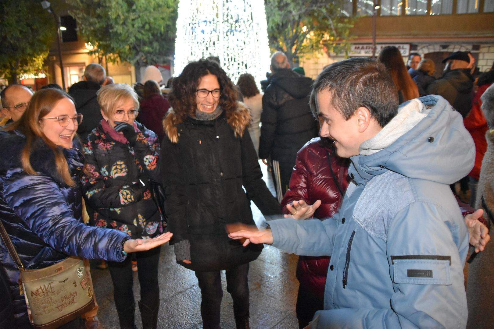 Encendido navideño en Monzón