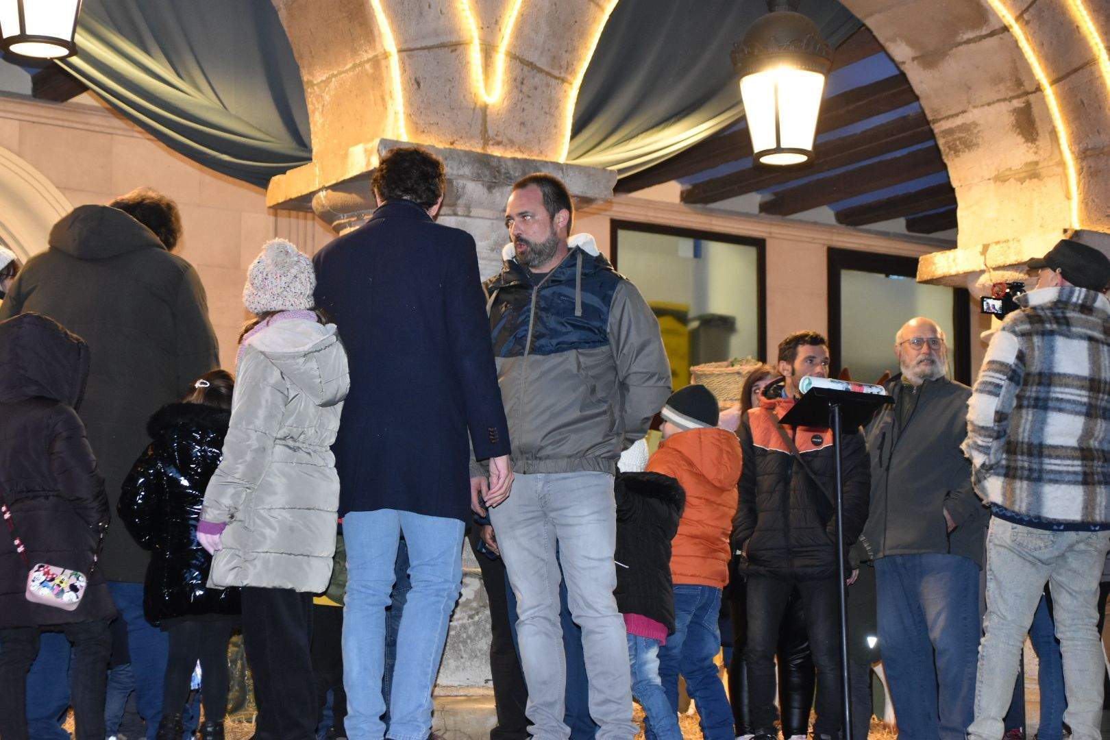 Encendido navideño en Monzón 
