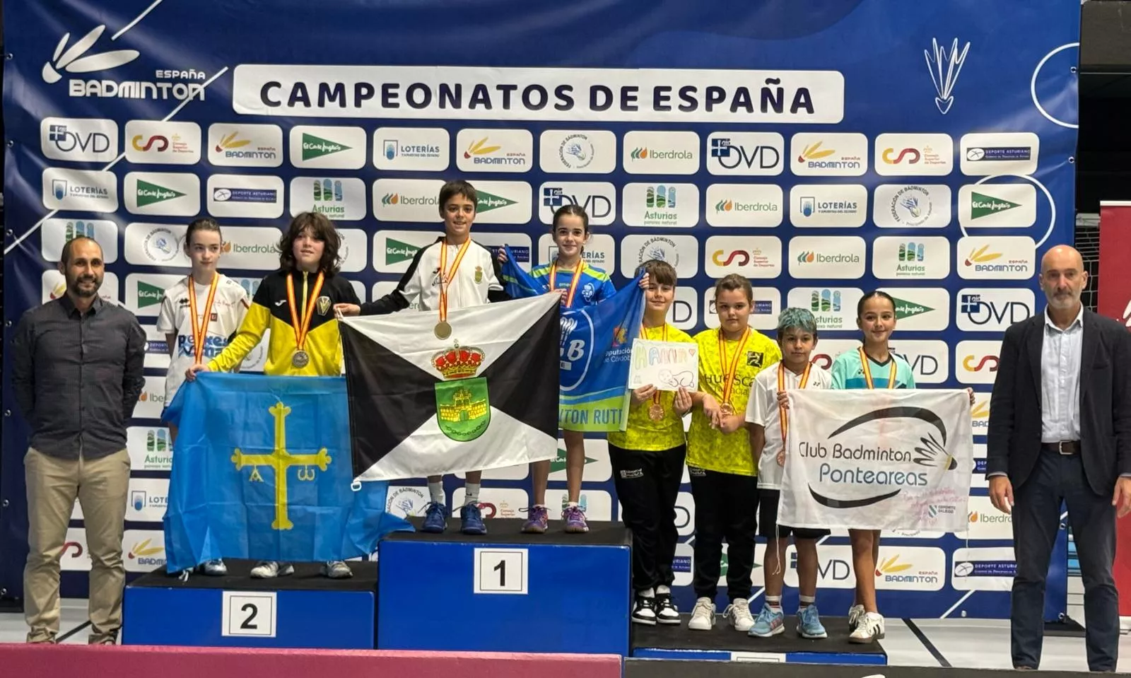 Podio Sub 11 dobles mixto