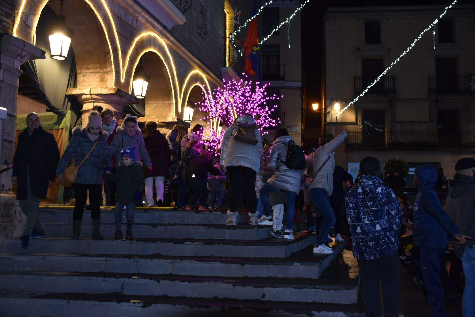Encendido navideño en Monzón 