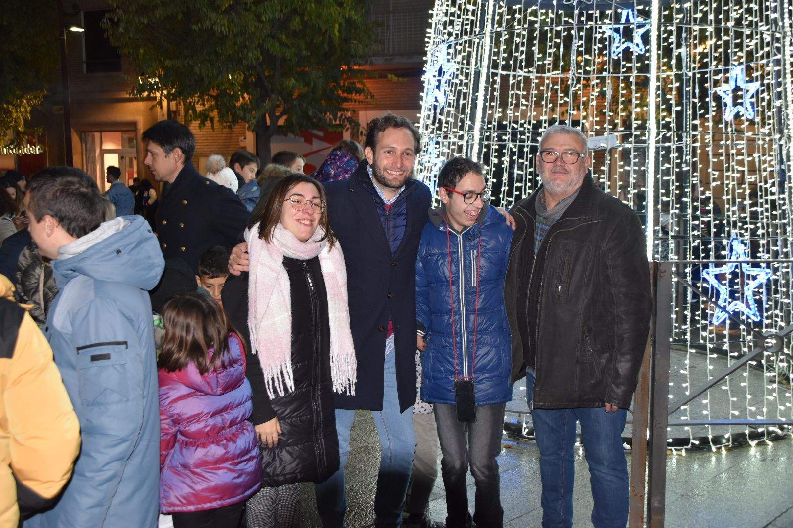 Encendido navideño en Monzón 