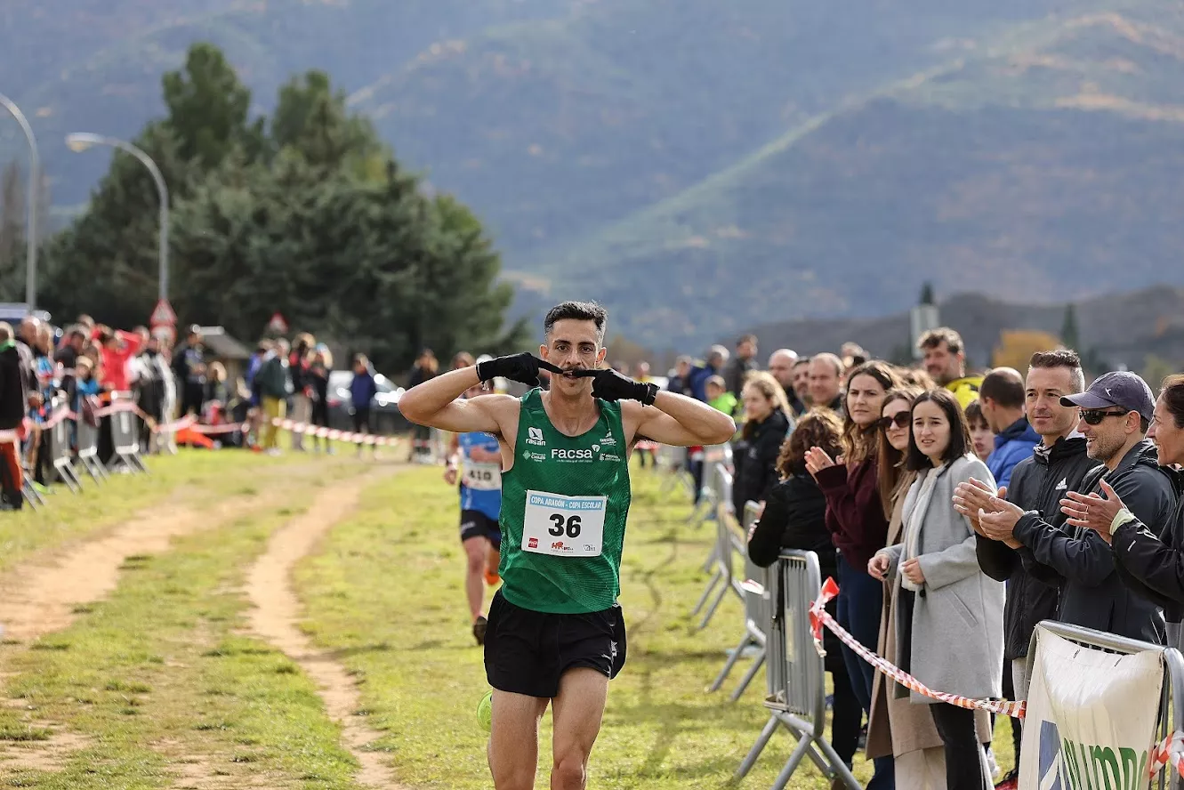 Jorge David Torre buscará repetir victoria en el Cross de la Montaña. Foto CA Olimpo