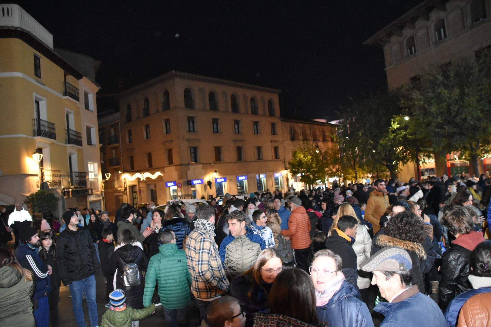 Encendido navideño en Monzón 