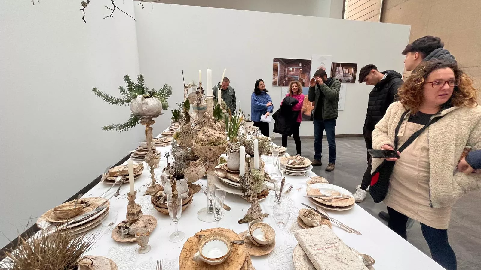 Exposición 'Nuevas maneras de habitar' del CDAN. Foto Mercedes Manterola