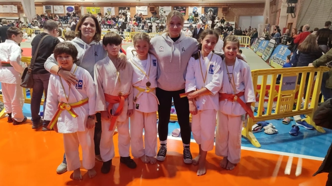 Alevines del Kanpai Jaca en el Campeonato de Aragón Alevines del Kanpai Jaca en el Campeonato de Aragón