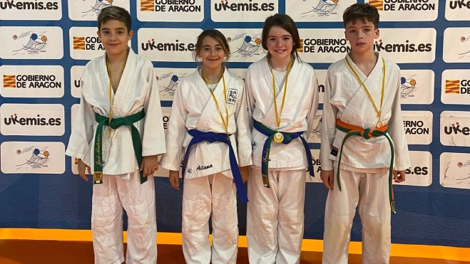 Alevines de la Escuela Samurai en el Campeonato de Aragón. Alevines de la Escuela Samurai en el Campeonato de Aragón.