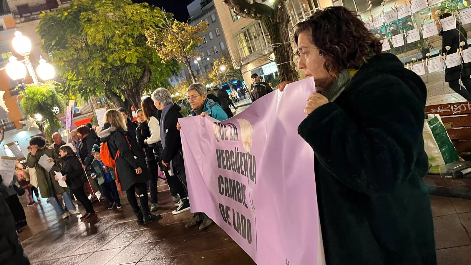 Concentración en Huesca en el Día Internacional para la Eliminación de la Violencia contra las Mujeres. Foto Mercedes Manterola