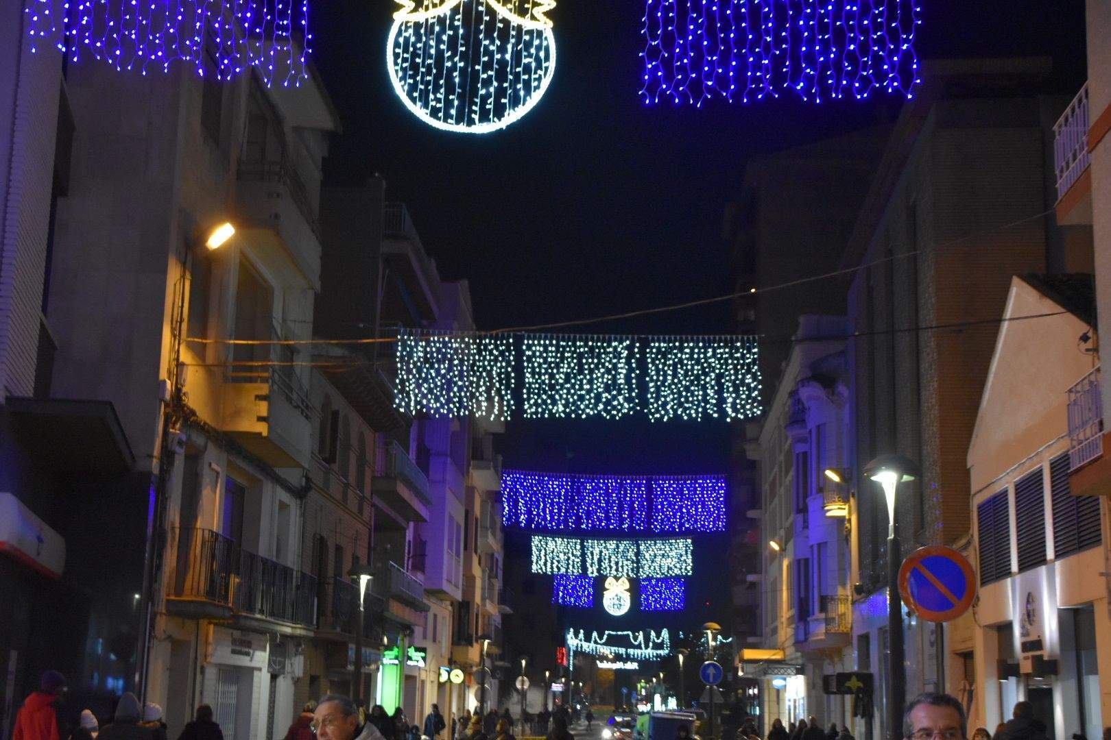 Encendido navideño en Monzón 