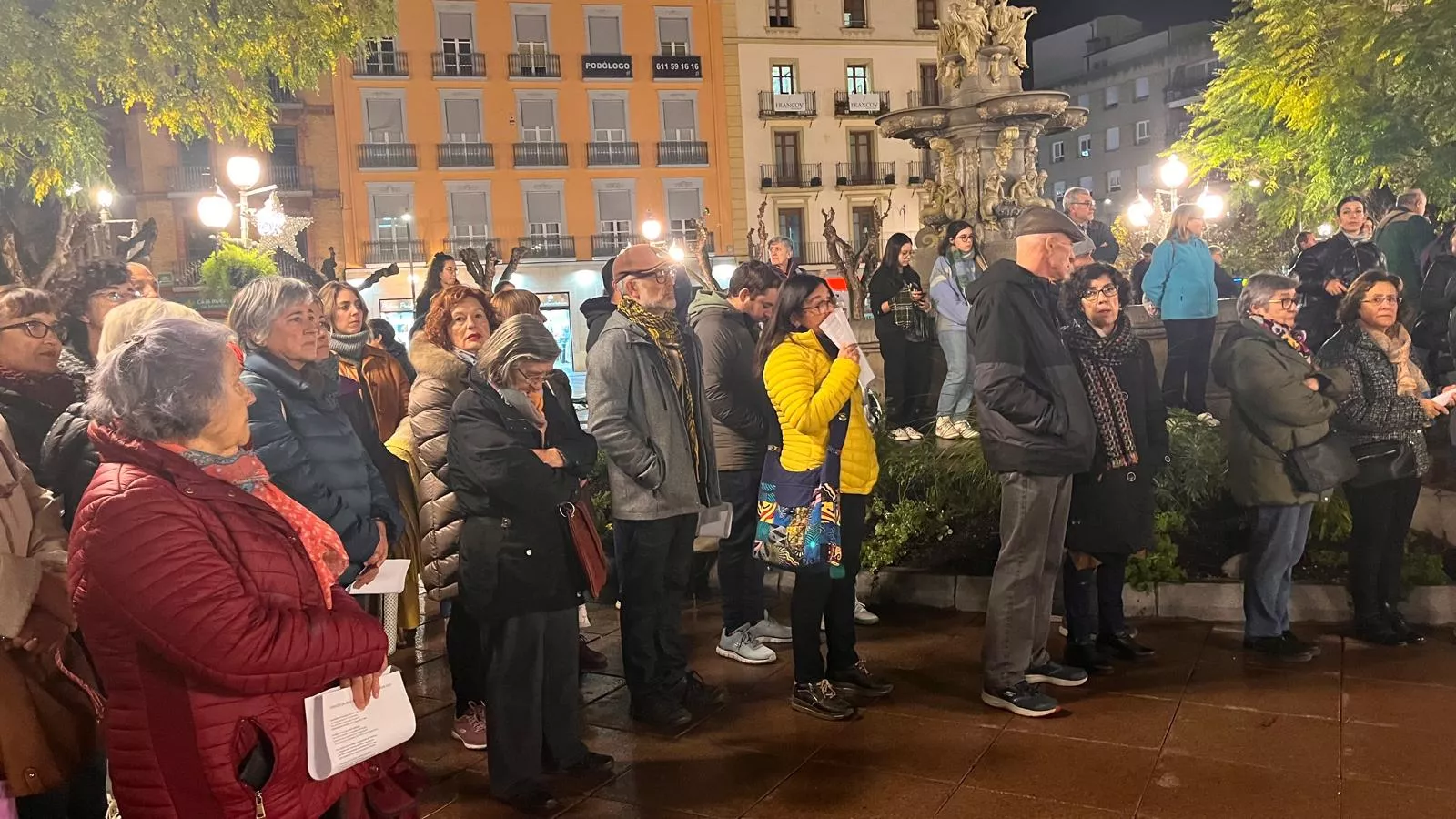 Concentración en Huesca en el Día Internacional para la Eliminación de la Violencia contra las Mujeres. Foto Mercedes Manterola