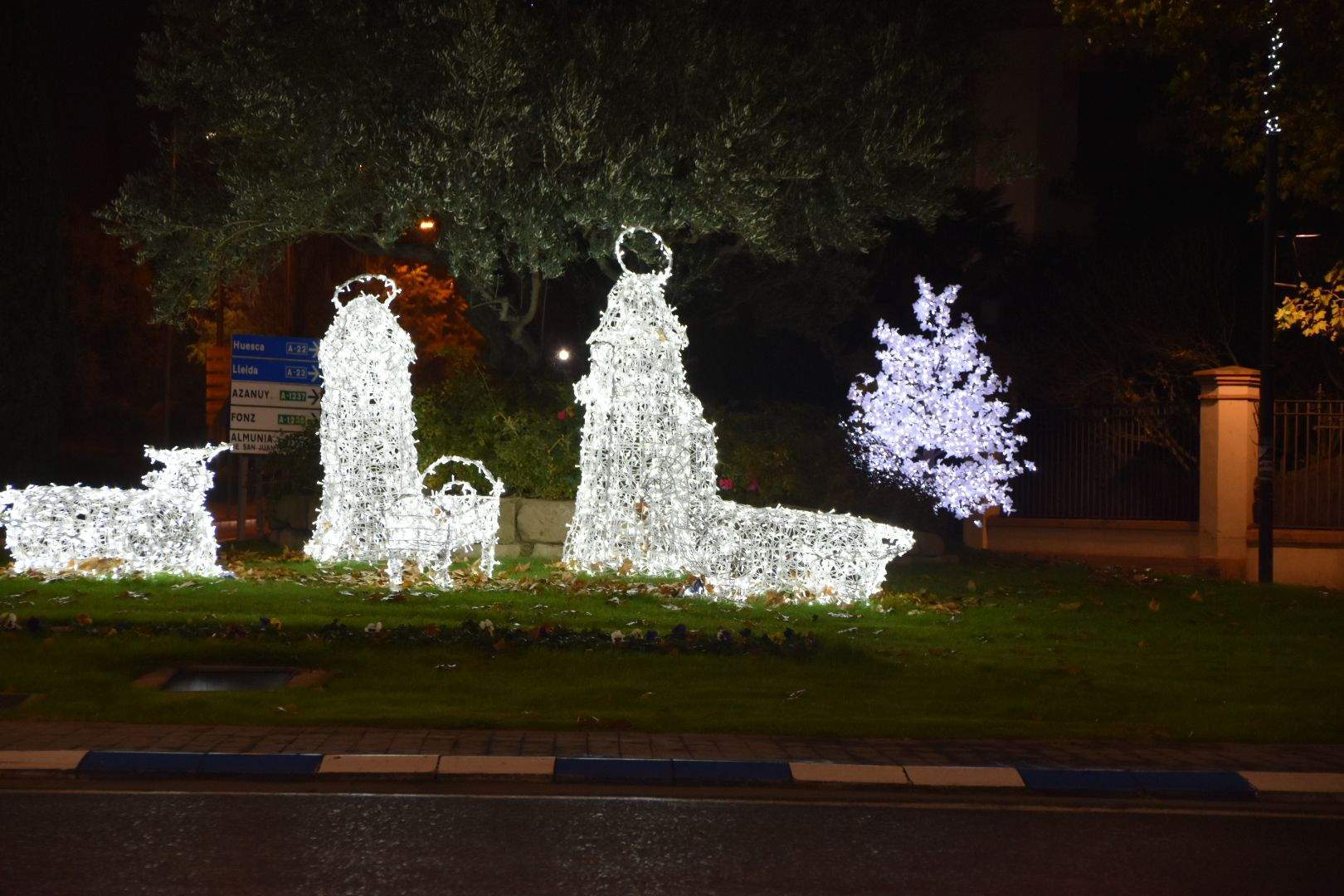 Encendido navideño en Monzón 
