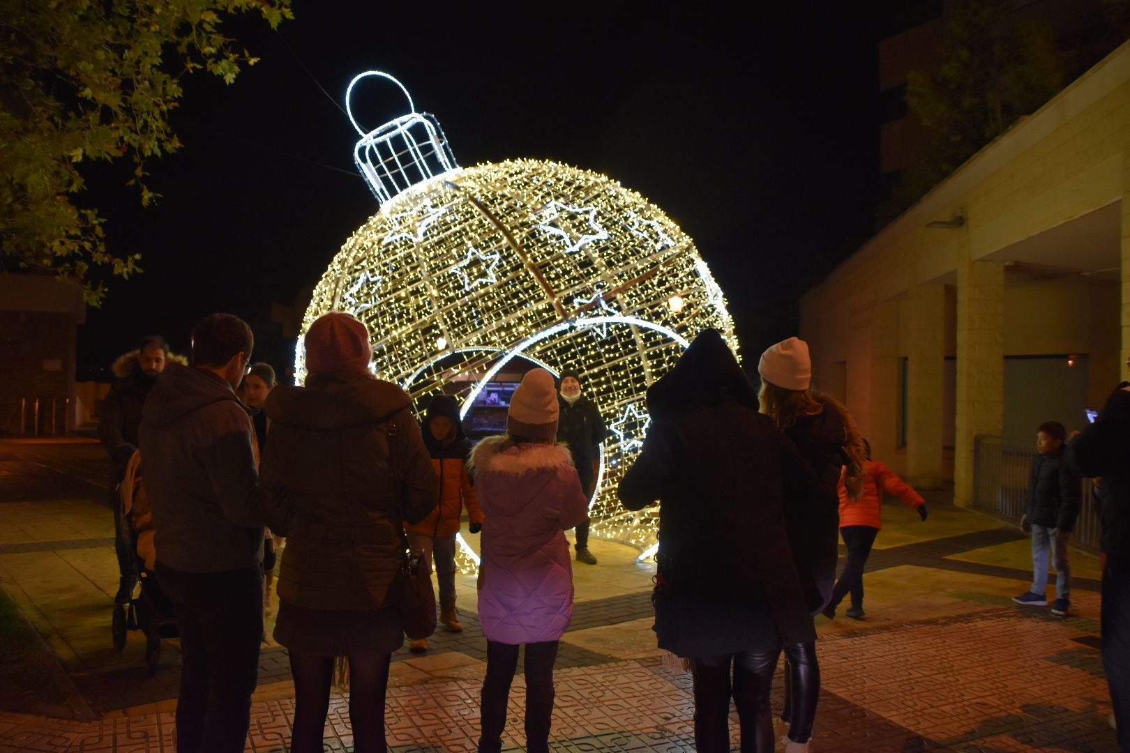 Encendido navideño en Monzón 