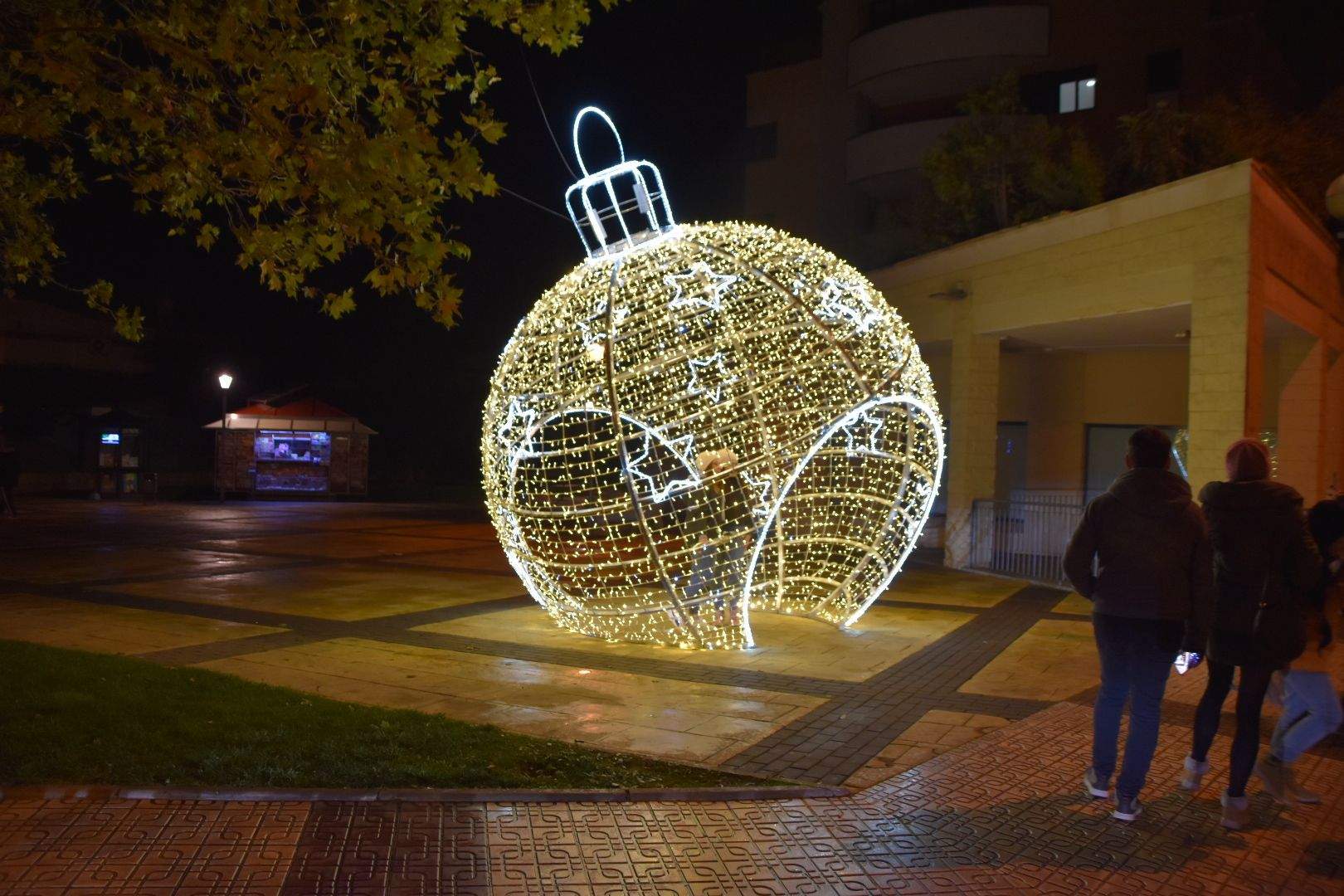 Encendido navideño en Monzón 