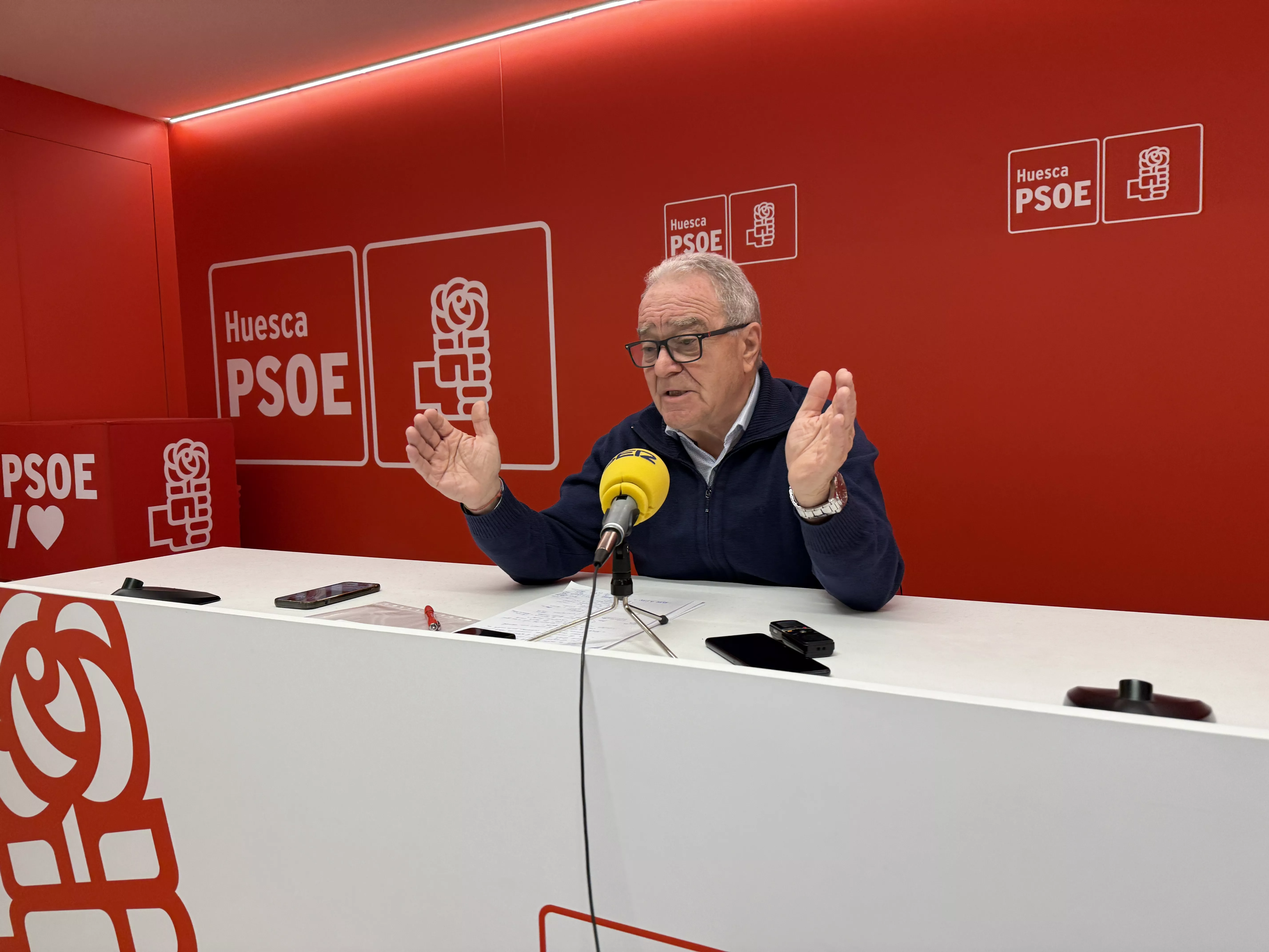 Miguel Gracia durante la rueda de prensa