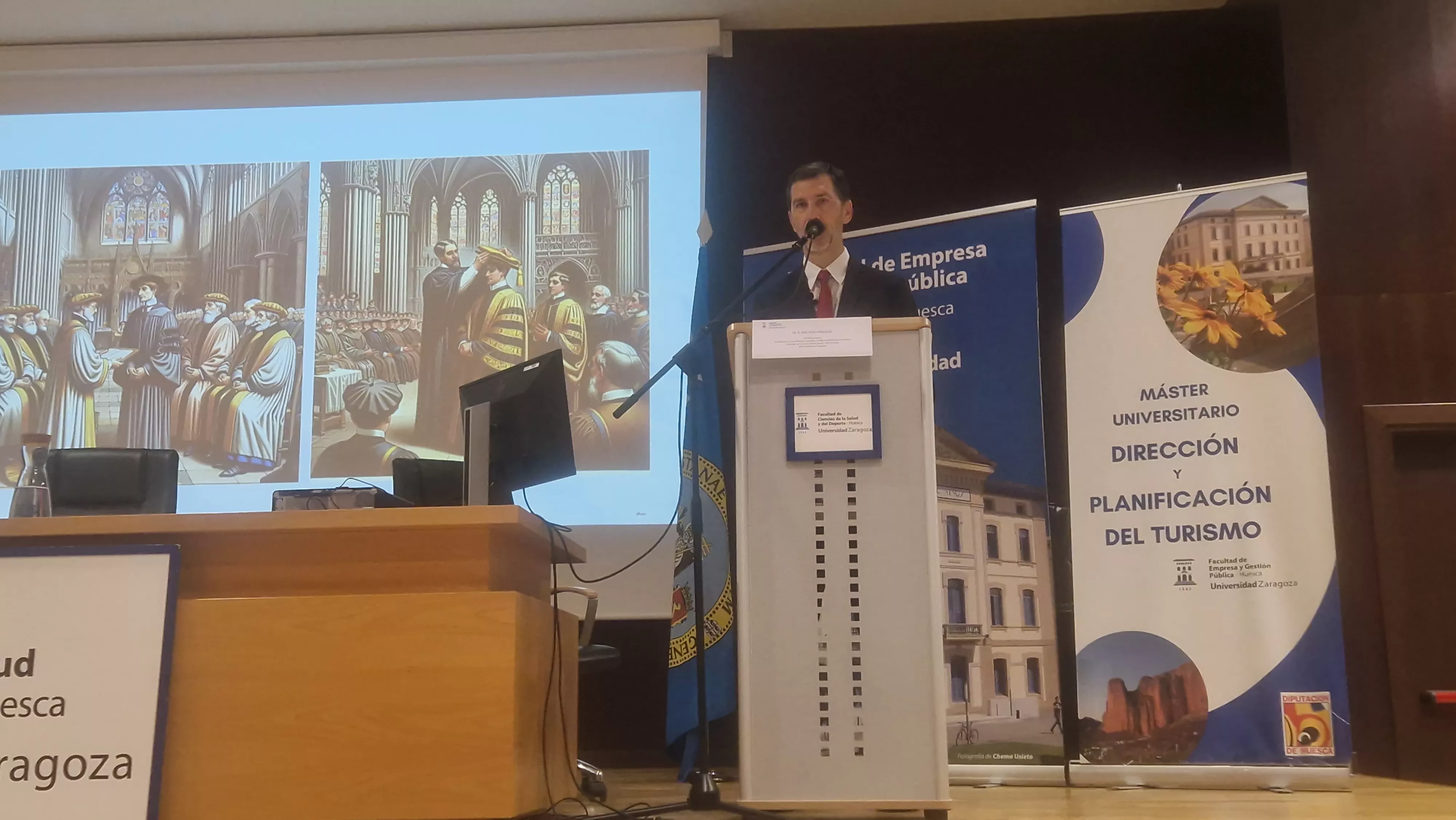 José Puzo, Fiesta de la Facultad de Ciencias de la Salud y el Deporte. Foto Myriam Martínez