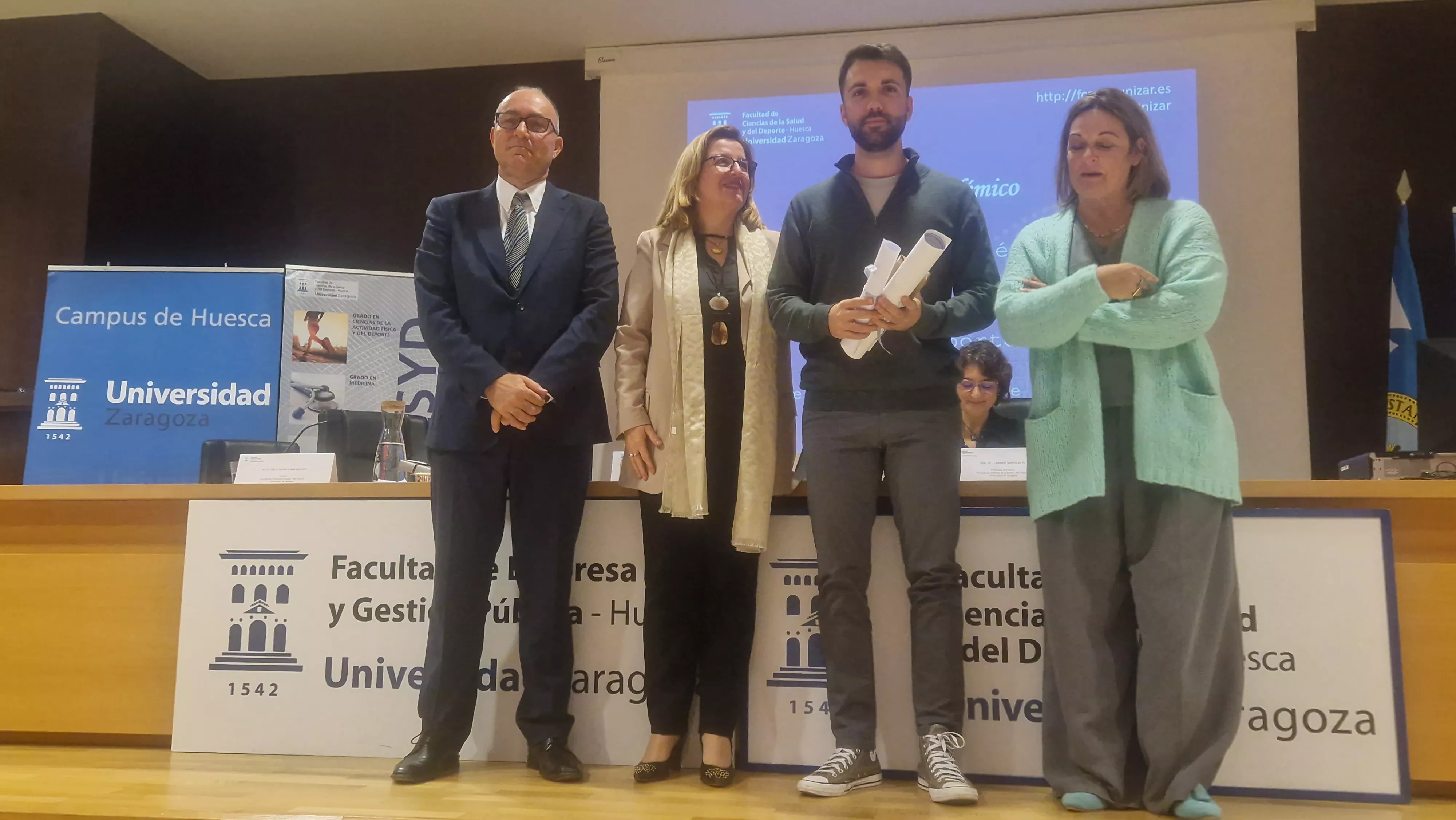 Fiesta de la Facultad de Ciencias de la Salud y el Deporte. Foto Myriam Martínez