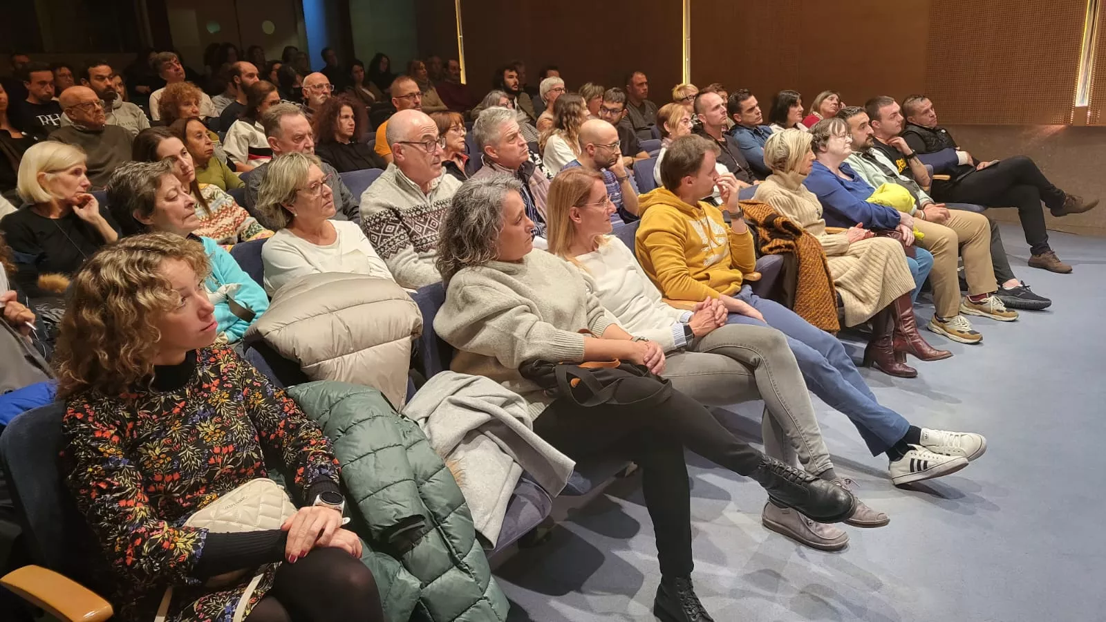 Coloquio sobre adicciones del Colegio de Médicos en ibercaja