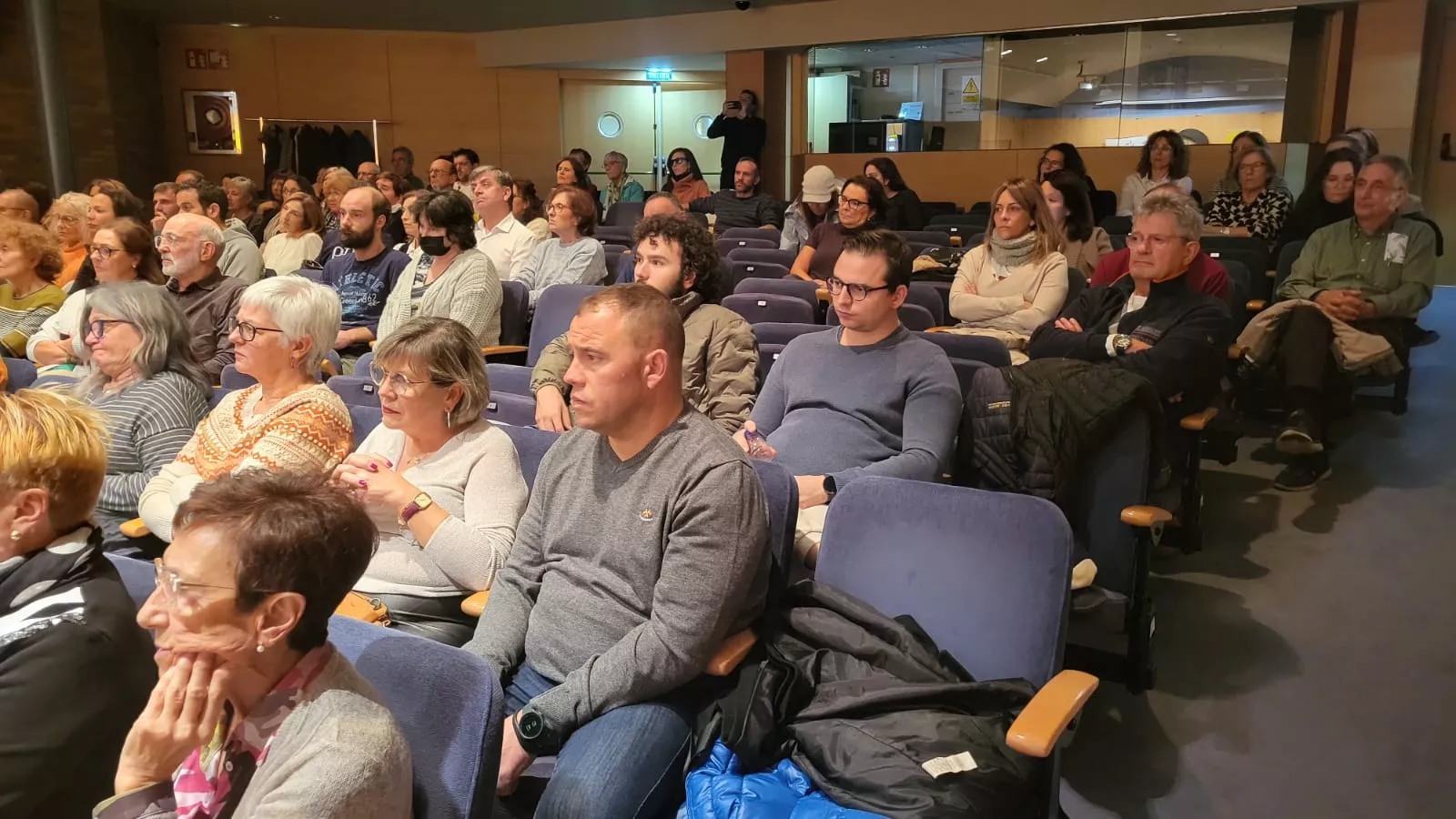 Coloquio sobre adicciones del Colegio de Médicos en ibercaja