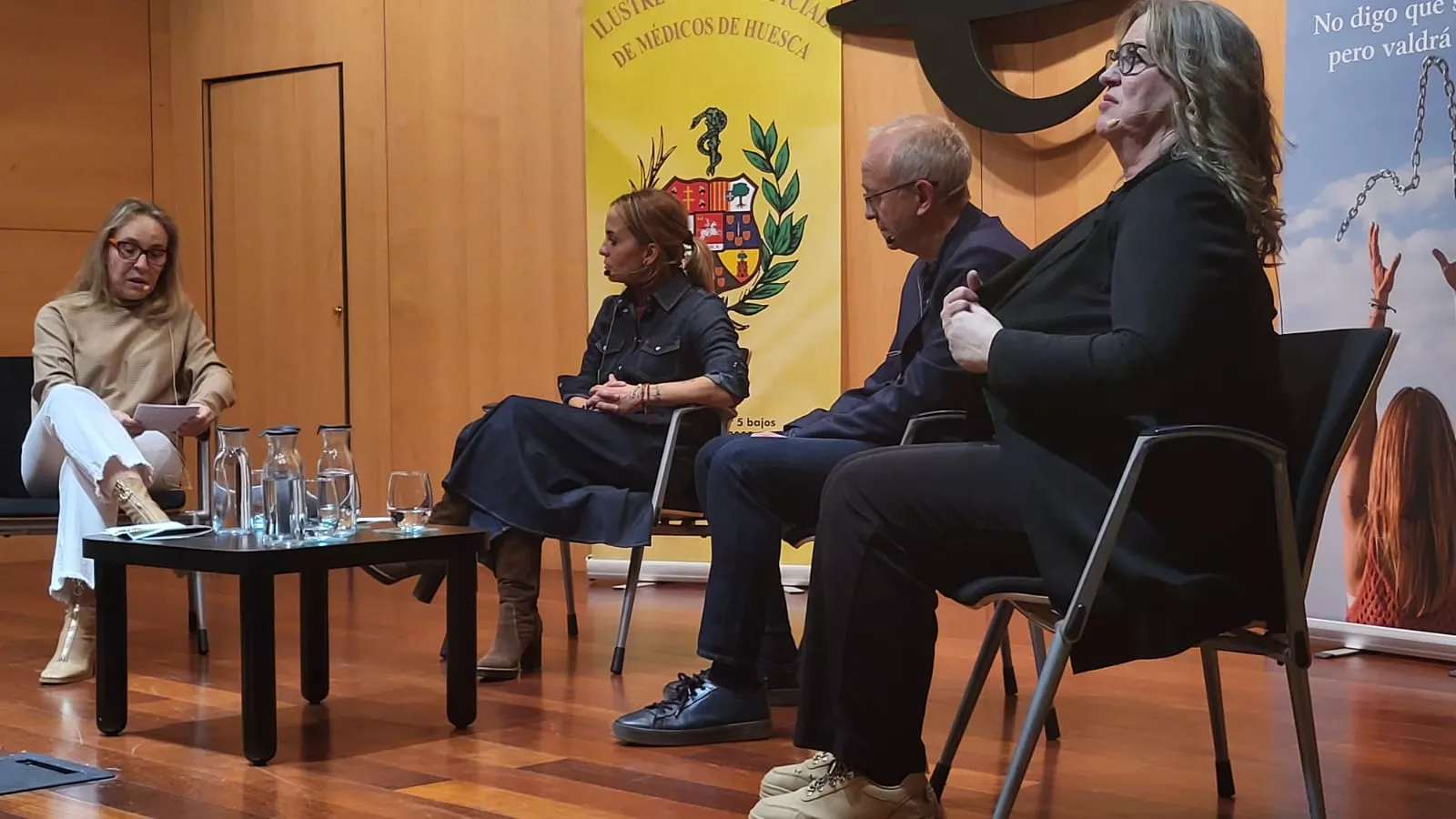 Coloquio sobre adicciones del Colegio de Médicos en ibercaja