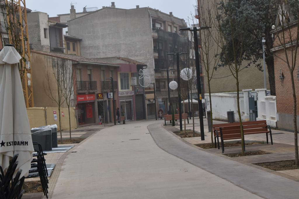 Se abre a los peatones la "nueva" Avenida del Pilar