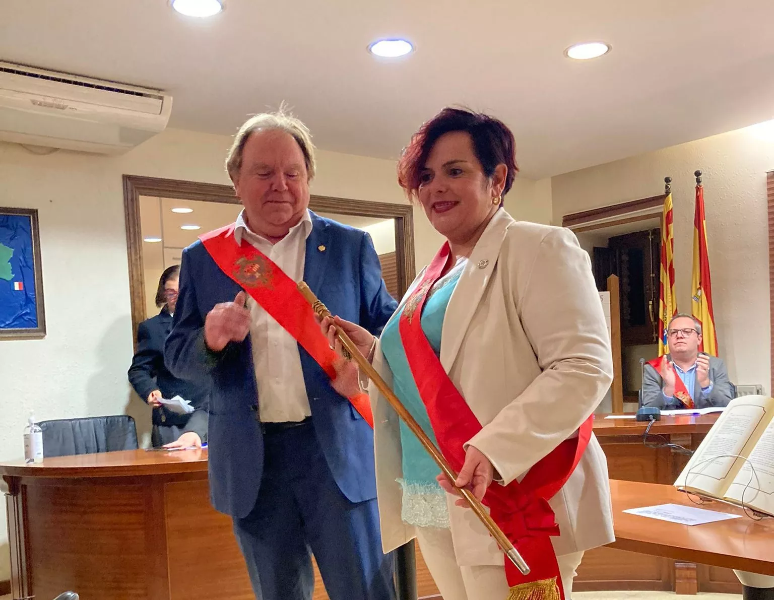 Sofía Avellanas junto a José Luis Abad.