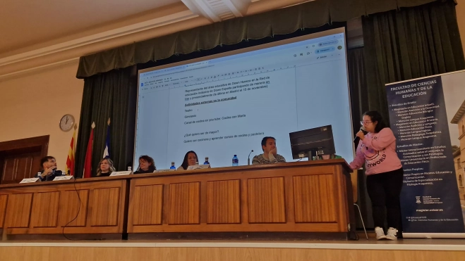 María Escartín, contando su experiencia. Foto Myriam Martínez María Escartín, contando su experiencia. Foto Myriam Martínez