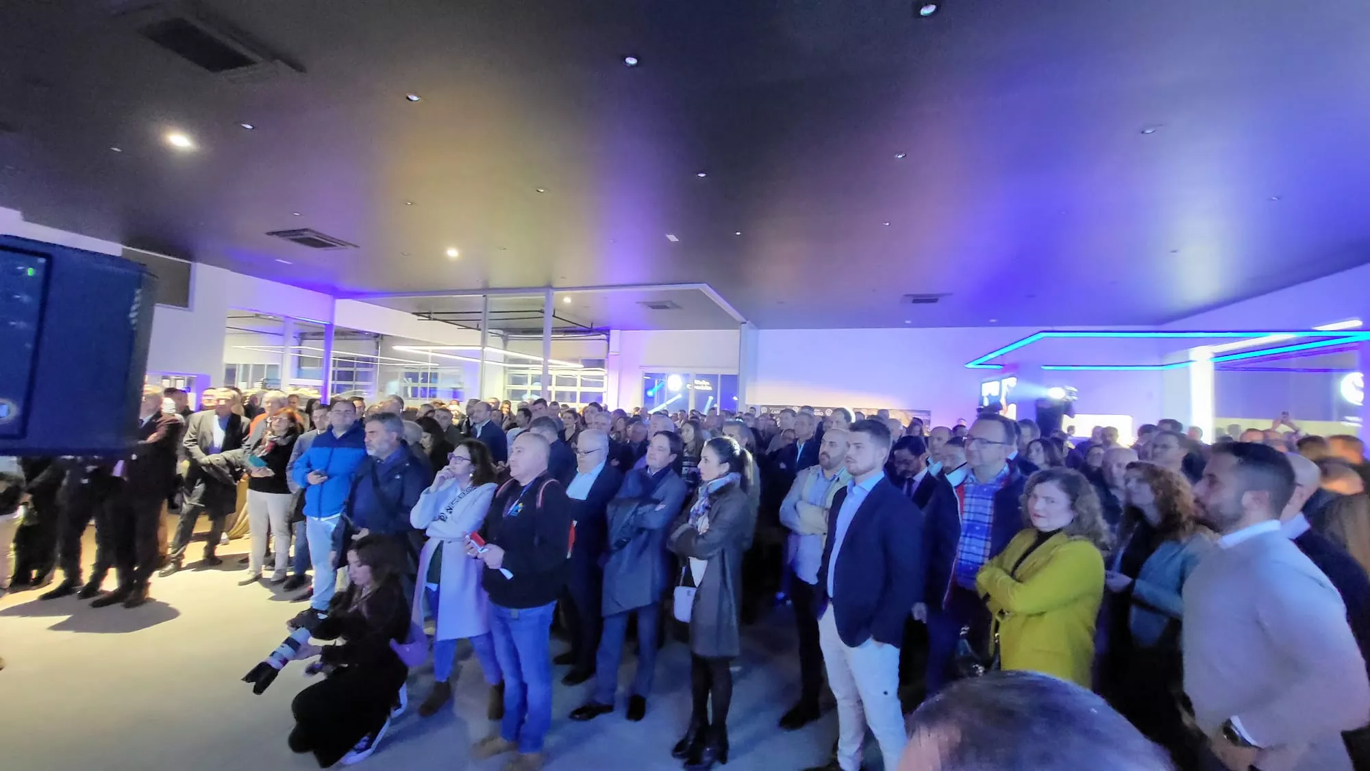 Inauguración de las instalaciones de Automóviles Cabrero en Monzón