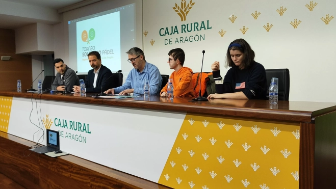 Rueda de prensa en Caja Rural de Aragón Rueda de prensa en Caja Rural de Aragón