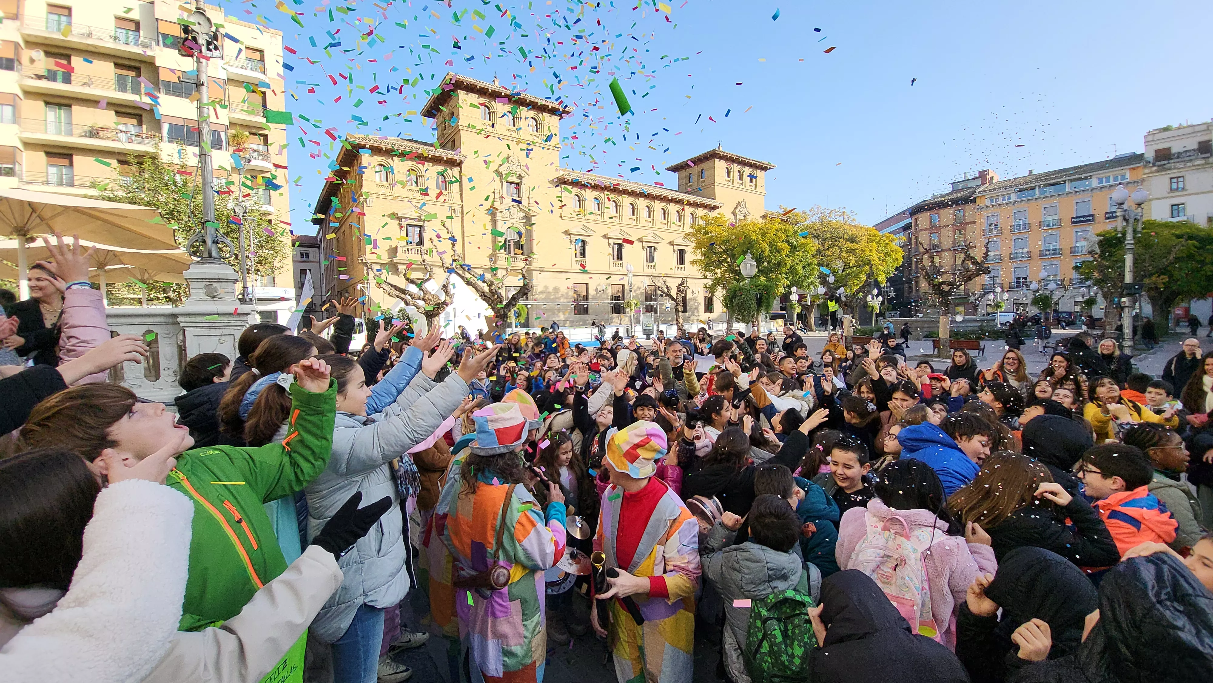 Celebración en Huesca de la jornada de los derechos de las niñas y los niños. Foto Mercedes Manterola