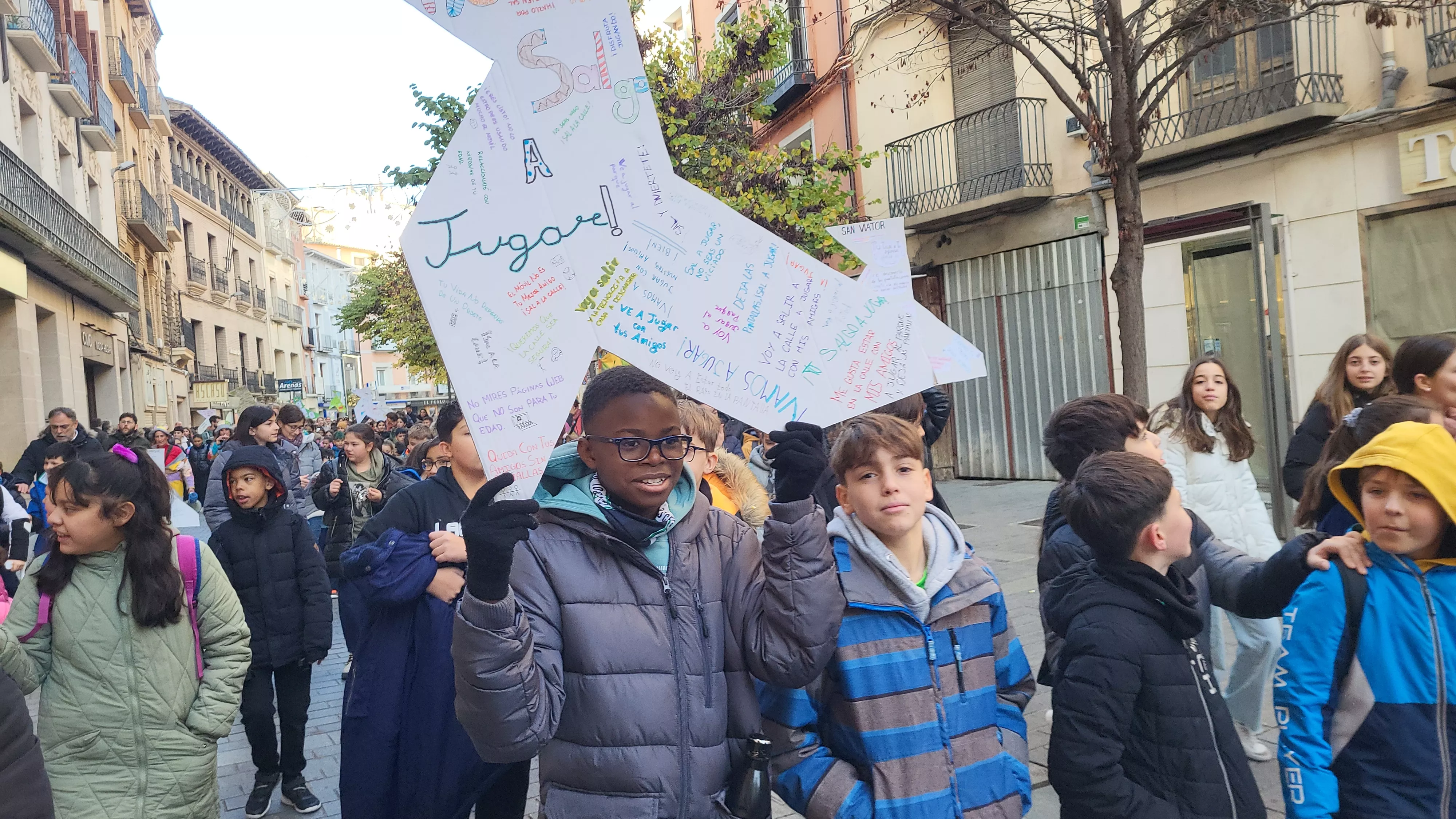 Celebración en Huesca de la jornada de los derechos de las niñas y los niños. Foto Mercedes Manterola