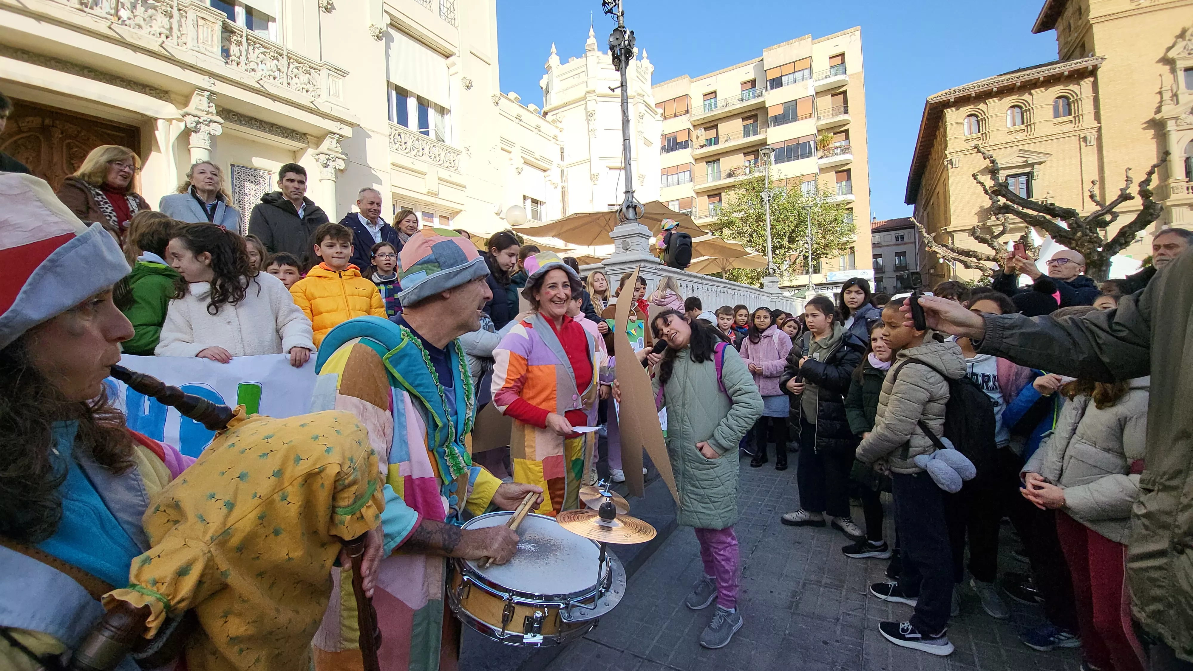 Celebración en Huesca de la jornada de los derechos de las niñas y los niños. Foto Mercedes Manterola