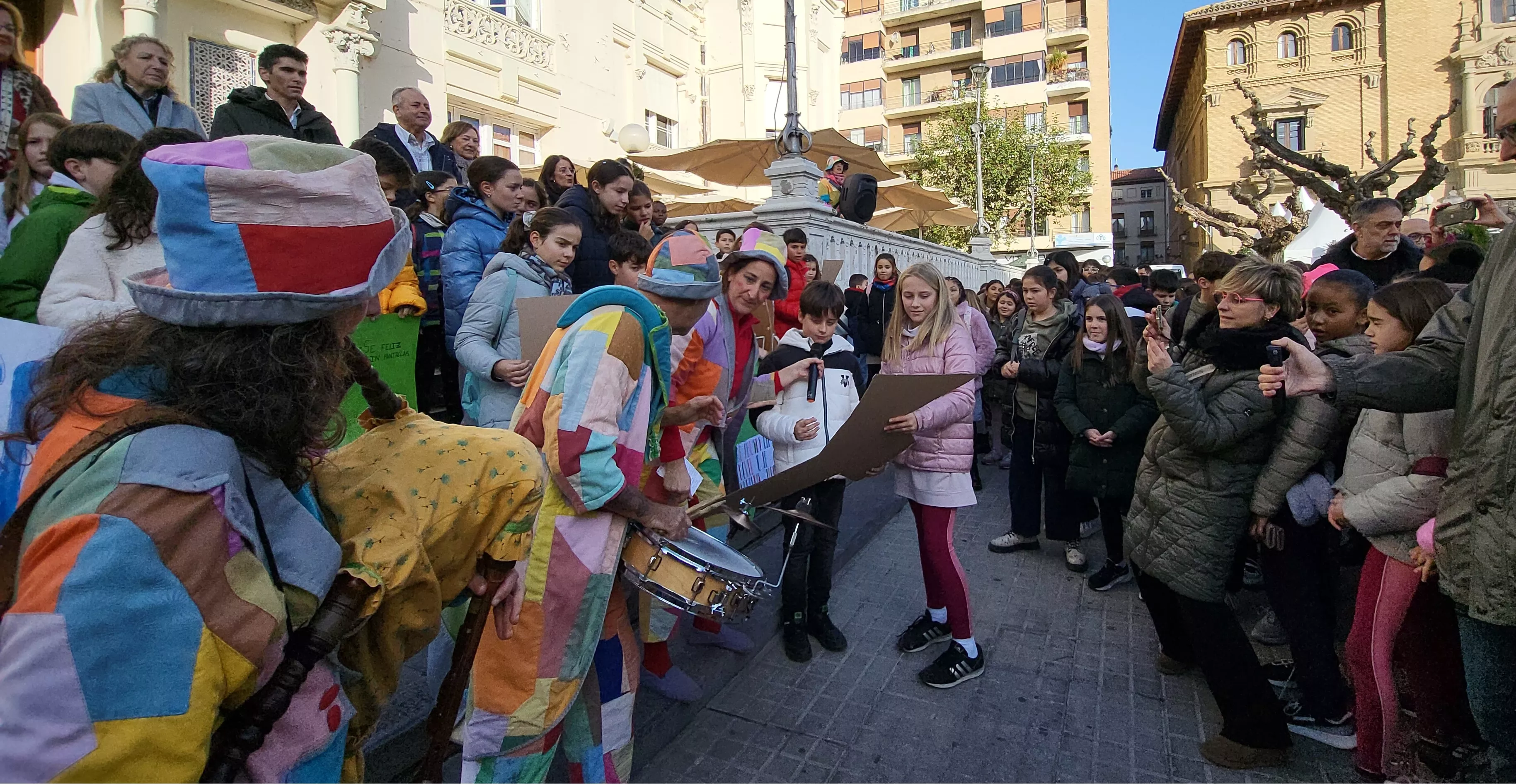 Celebración en Huesca de la jornada de los derechos de las niñas y los niños. Foto Mercedes Manterola