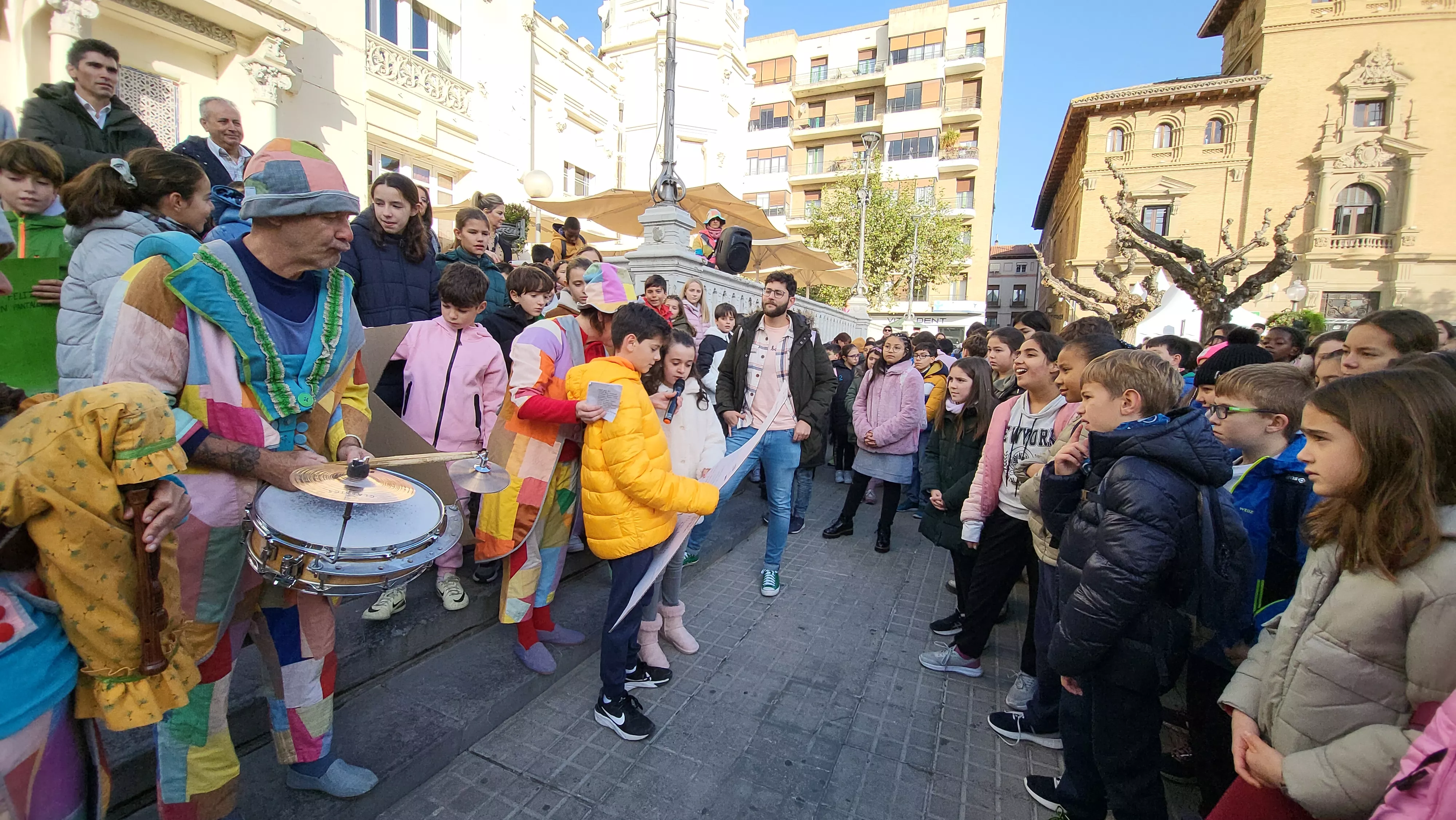 Celebración en Huesca de la jornada de los derechos de las niñas y los niños. Foto Mercedes Manterola