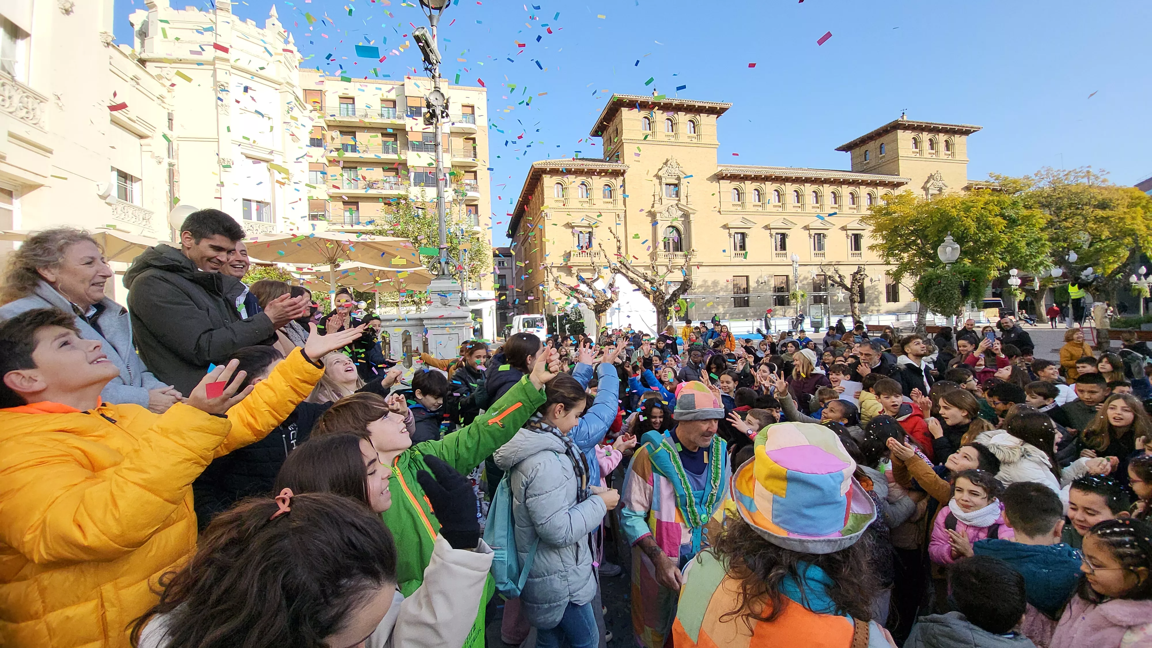 Celebración en Huesca de la jornada de los derechos de las niñas y los niños. Foto Mercedes Manterola