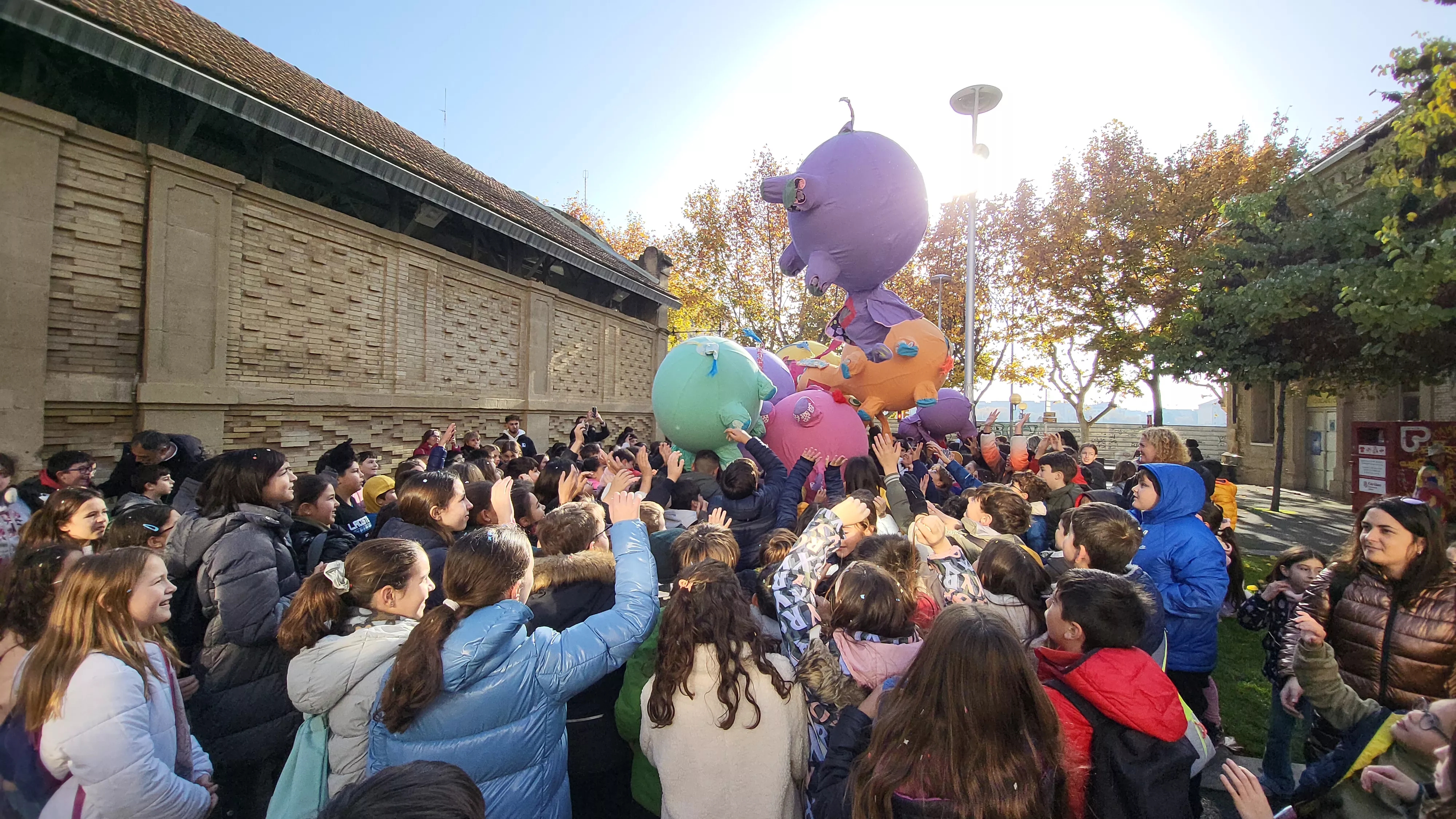 Celebración en Huesca de la jornada de los derechos de las niñas y los niños. Foto Mercedes Manterola