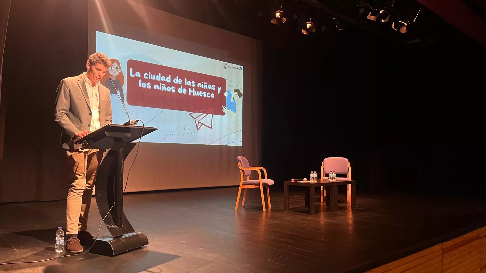 Celebración en Huesca de la jornada de los derechos de las niñas y los niños. Foto Mercedes Manterola