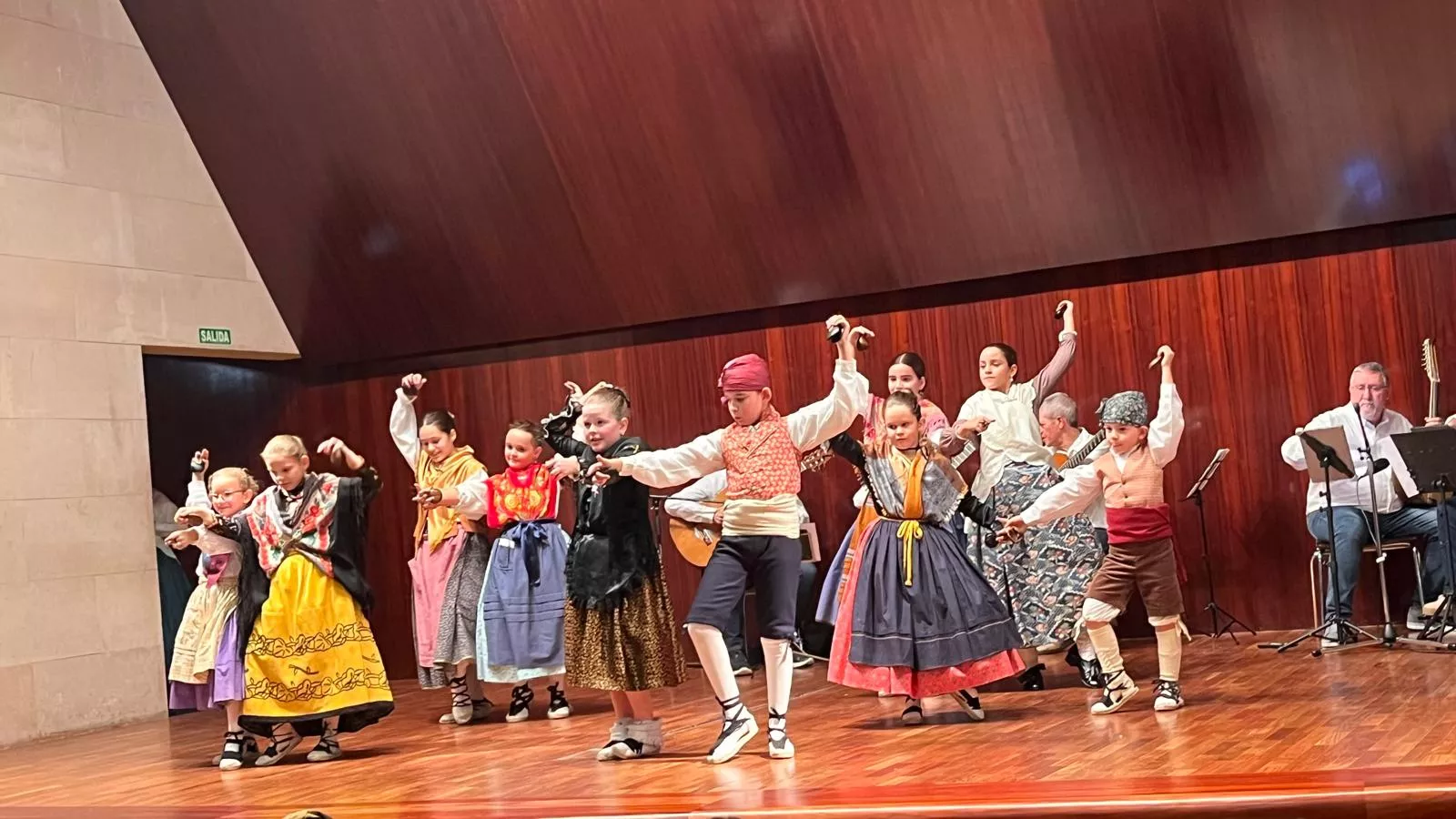 Estirpe de Aragonia celebra las fiestas de Loreto. Foto Mercedes Manterola