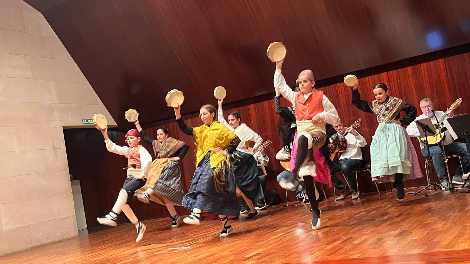 Estirpe de Aragonia celebra las fiestas de Loreto. Foto Mercedes Manterola
