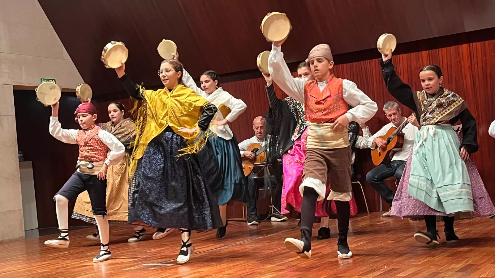 Estirpe de Aragonia celebra las fiestas de Loreto. Foto Mercedes Manterola