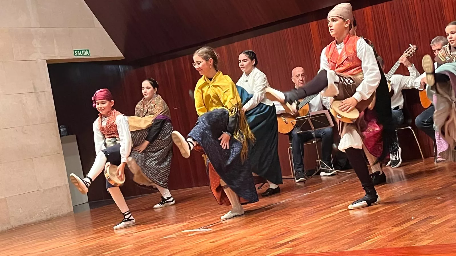 Estirpe de Aragonia celebra las fiestas de Loreto. Foto Mercedes Manterola