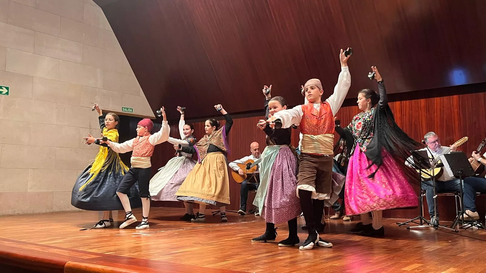 Estirpe de Aragonia celebra las fiestas de Loreto. Foto Mercedes Manterola