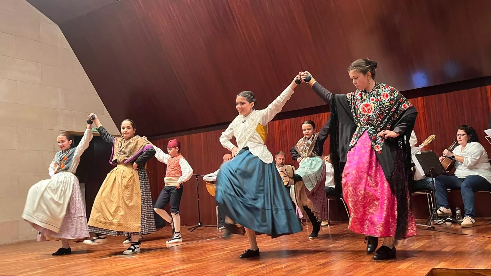 Estirpe de Aragonia celebra las fiestas de Loreto. Foto Mercedes Manterola