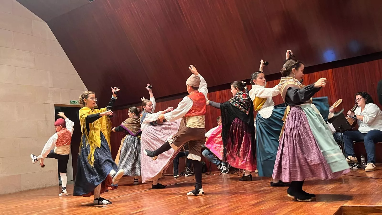 Estirpe de Aragonia celebra las fiestas de Loreto. Foto Mercedes Manterola