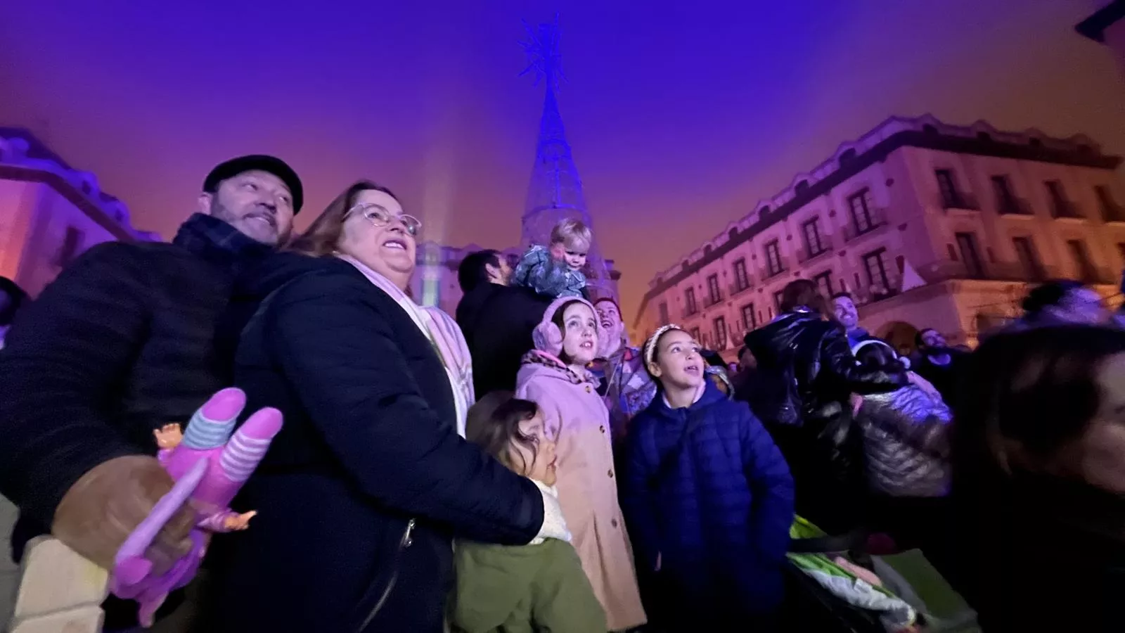 Encendido de la iluminación navideña en Huesca. Foto Mercedes Manterola