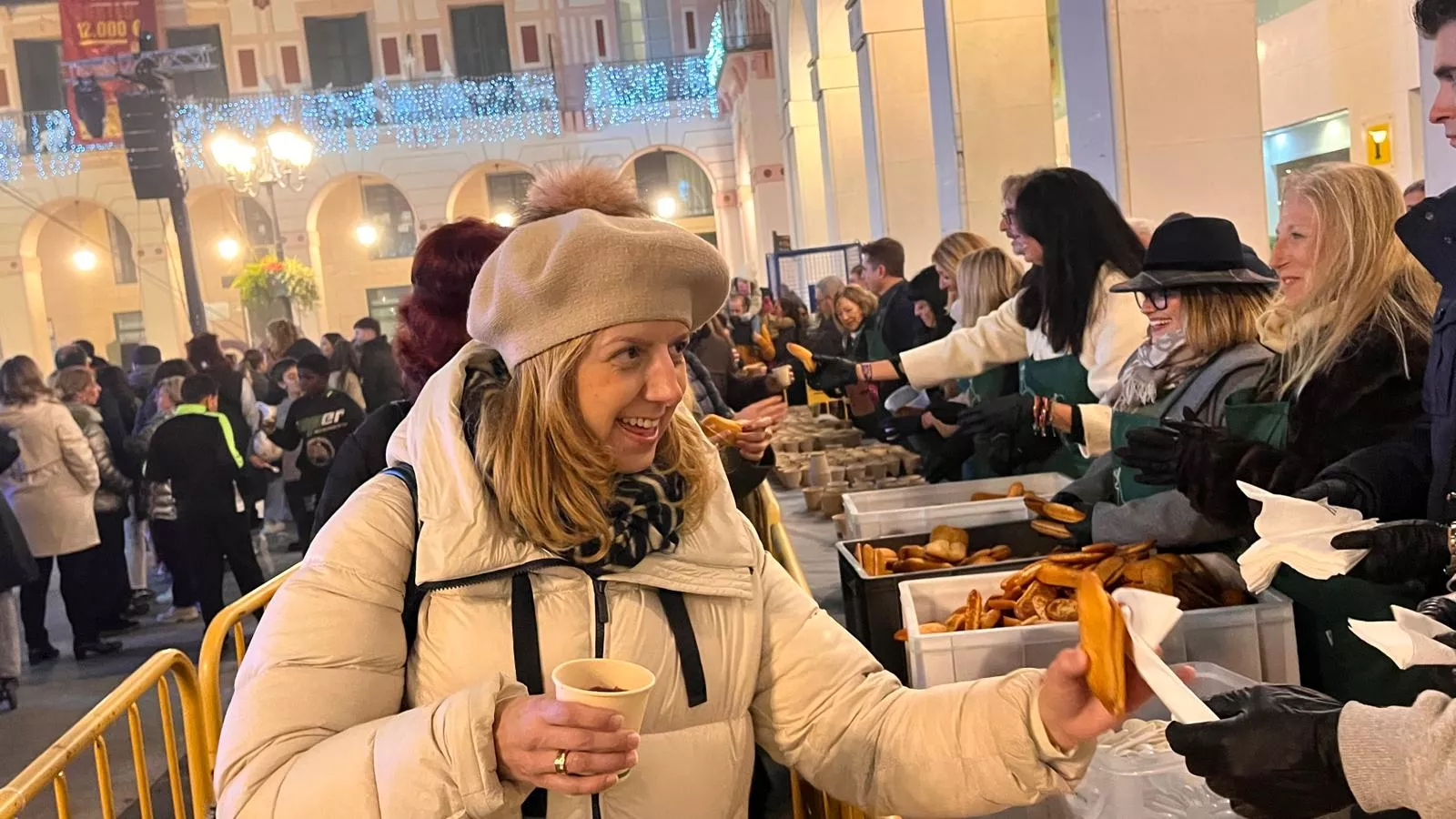 Encendido de la iluminación navideña en Huesca. Foto Mercedes Manterola