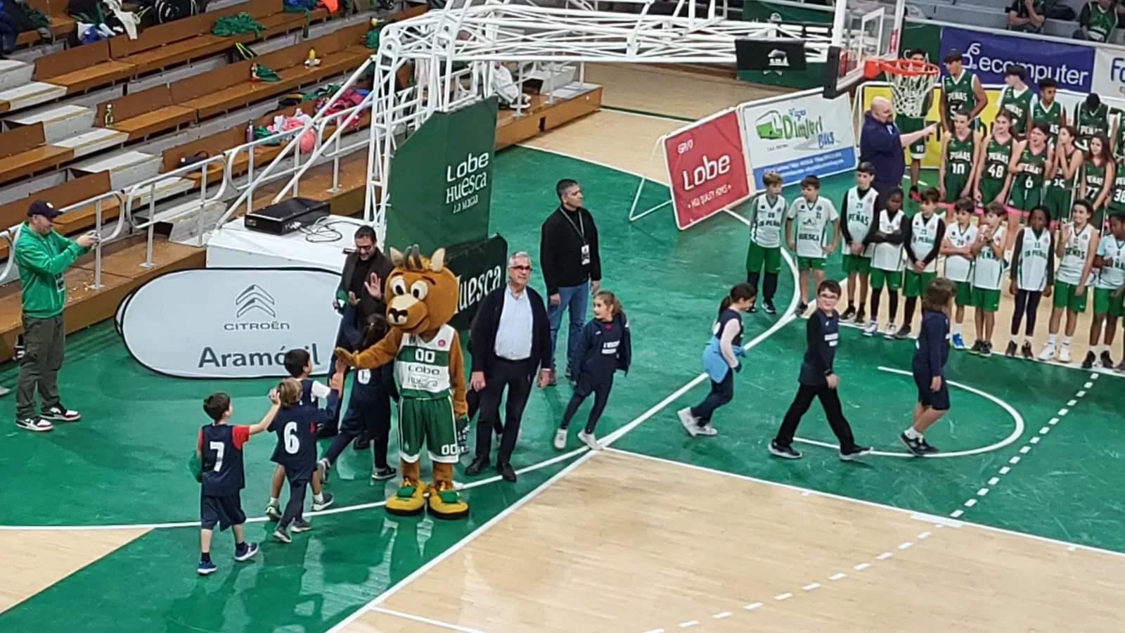 Homenaje a la cantera del Baloncesto Peñas