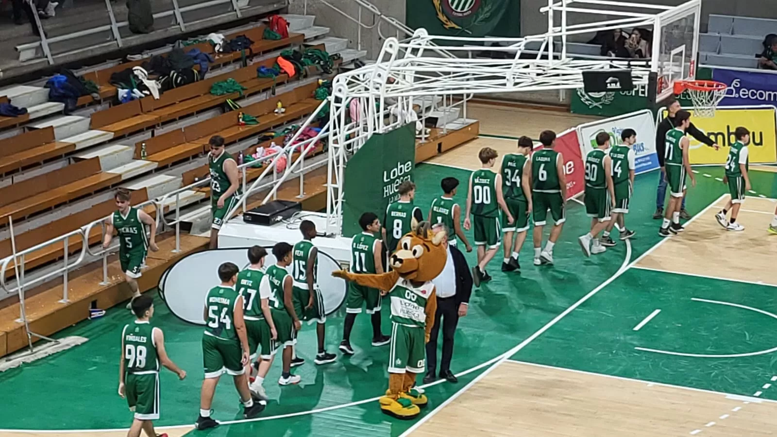Homenaje a la cantera del Baloncesto Peñas