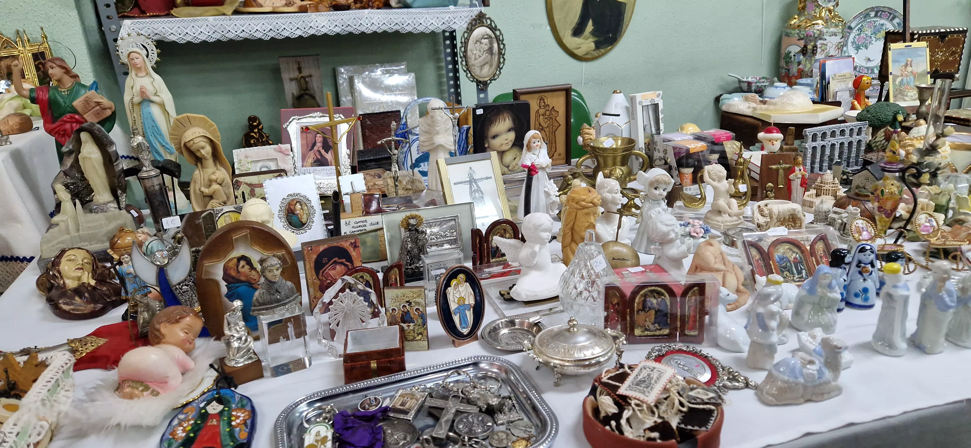 Rastrillo Solidario de Manos Unidas. Foto Myriam Martínez 