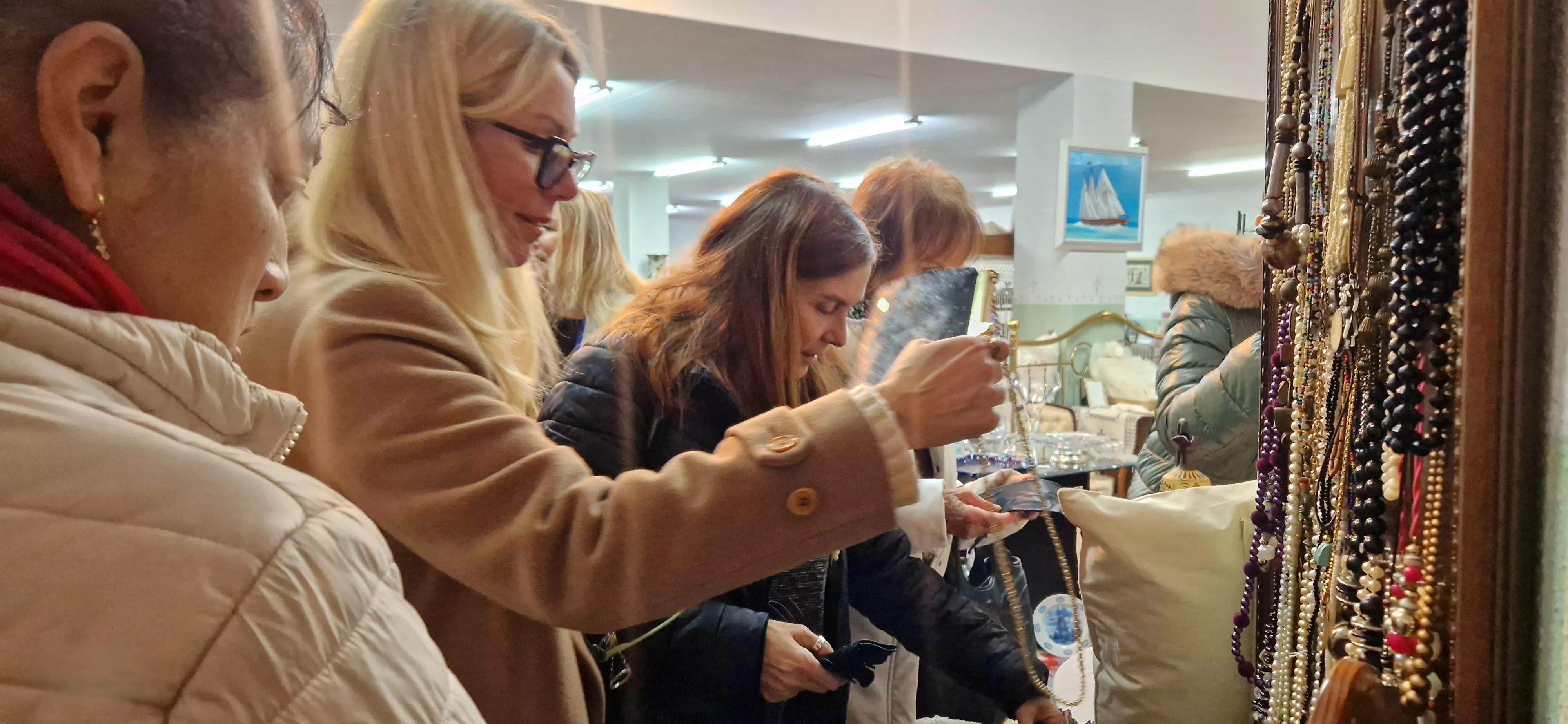 Rastrillo Solidario de Manos Unidas. Foto Myriam Martínez 