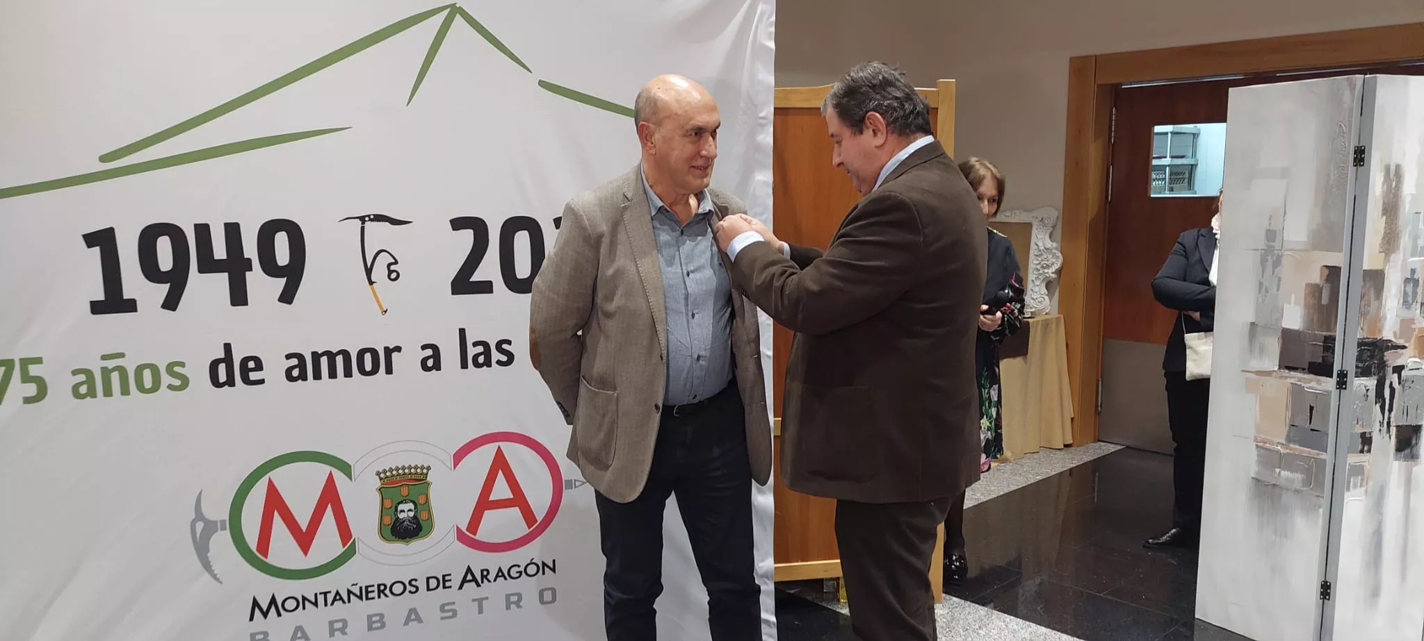 Imágenes de la Cena de la Montaña de Montañeros de Aragón