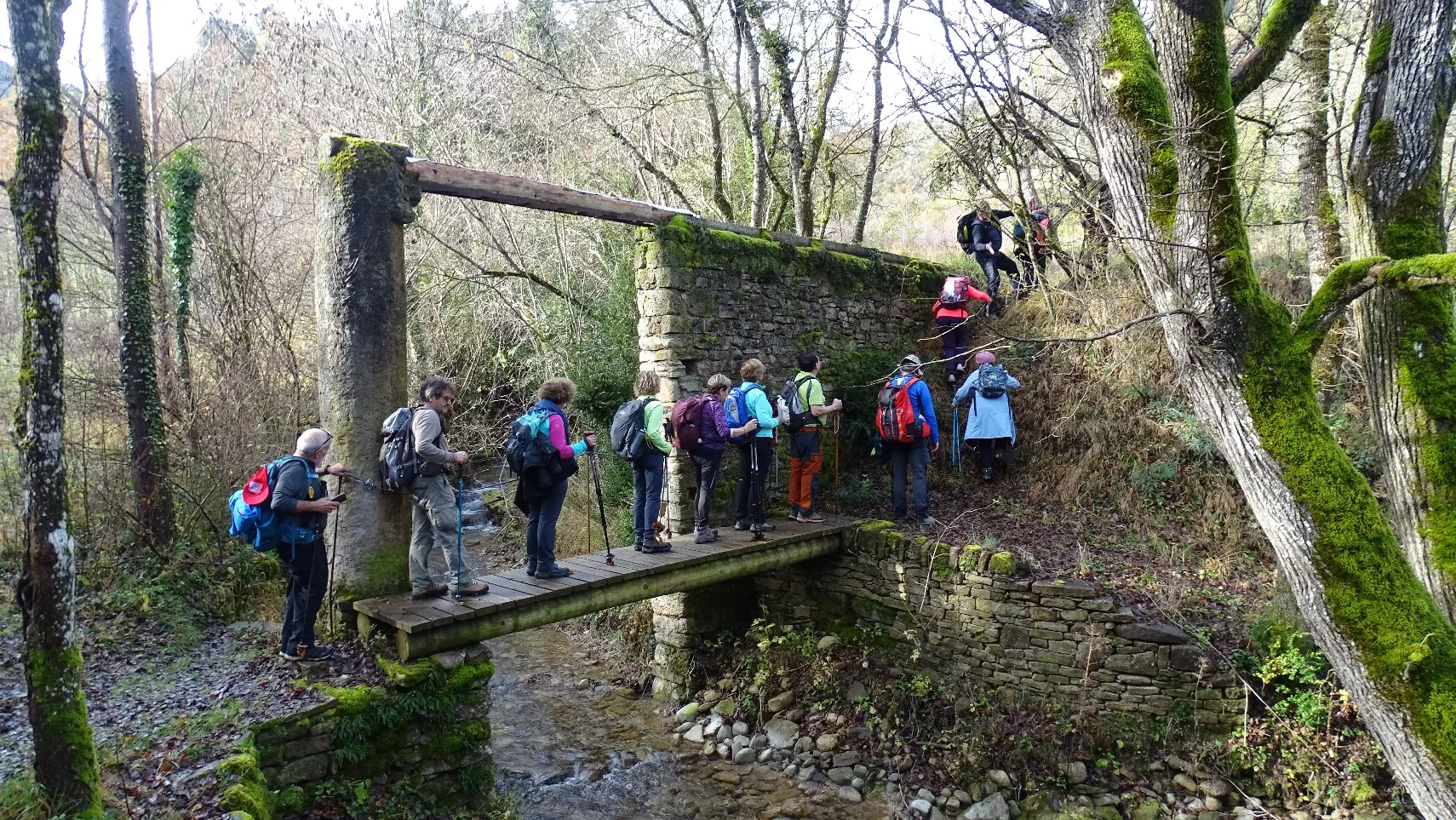 Cruzando las Carboneras. Foto Alfredo Zazo